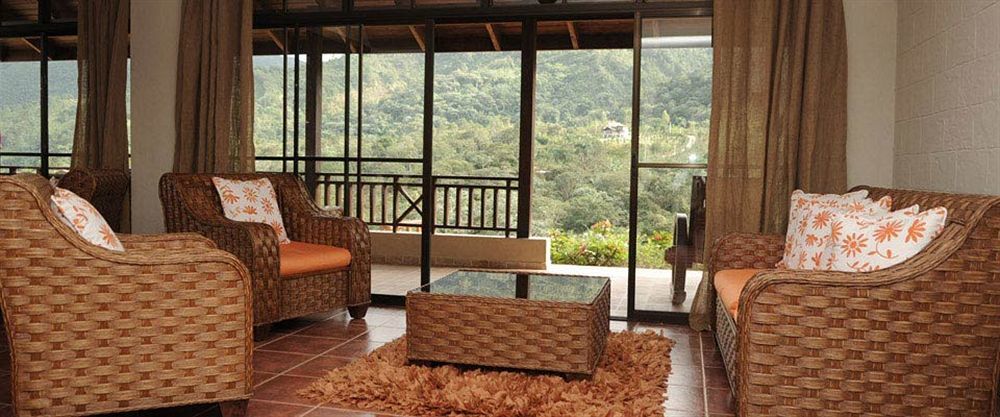 Hotel Rancho La Aurora คาราวากวา ภายนอก รูปภาพ