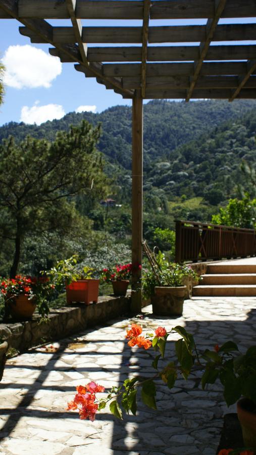 Hotel Rancho La Aurora คาราวากวา ภายนอก รูปภาพ