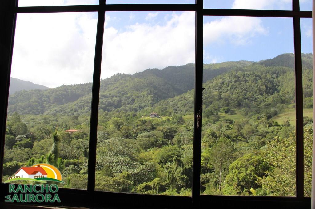 Hotel Rancho La Aurora คาราวากวา ภายนอก รูปภาพ