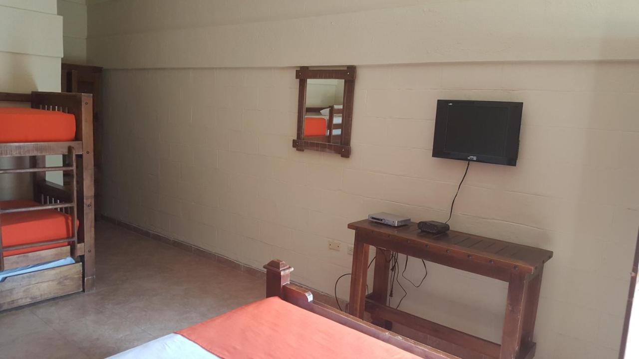Hotel Rancho La Aurora คาราวากวา ภายนอก รูปภาพ